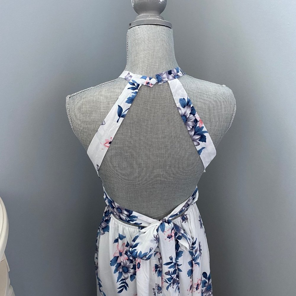 Beautiful Maxi Backless Dress, Floral Print, Size M